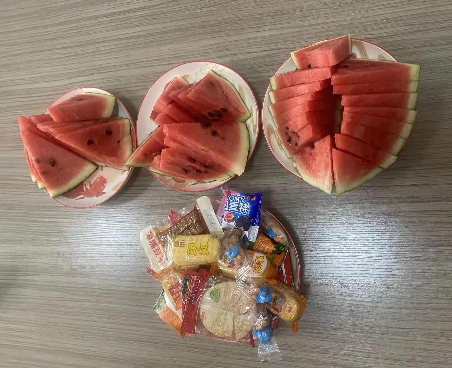 Lämmin iltapäivätee Zemeijiasta